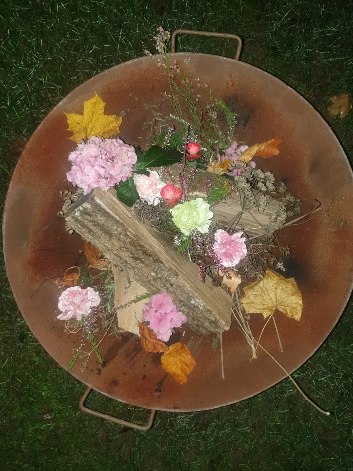 SAMHAIN ... von der Dunkelheit und unseren AhnInnen Galeriebild 1
