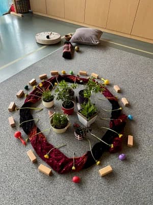 Urkräuter entdecken mit den Kindern des Kindergartens Moderach Galeriebild 13