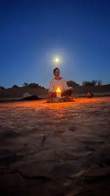 Das innere Feuer leben. Yoga und Räuchern Galeriebild 38
