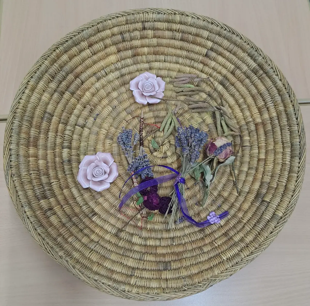 Workshop in der HLW Marienberg: Heilpflanzen - ihr Wesen, ihre Wirkung, ihre Verarbeitung ... Galeriebild 4